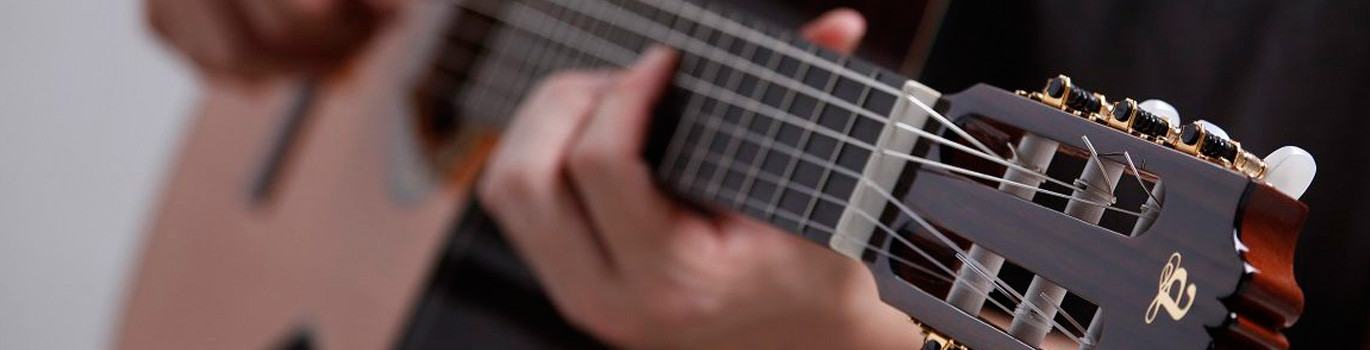 Comprar Packs Guitarra Clásica para principiantes. Precios en tienda online.